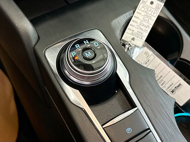 Used 2020 Ford Escape Titanium image 18