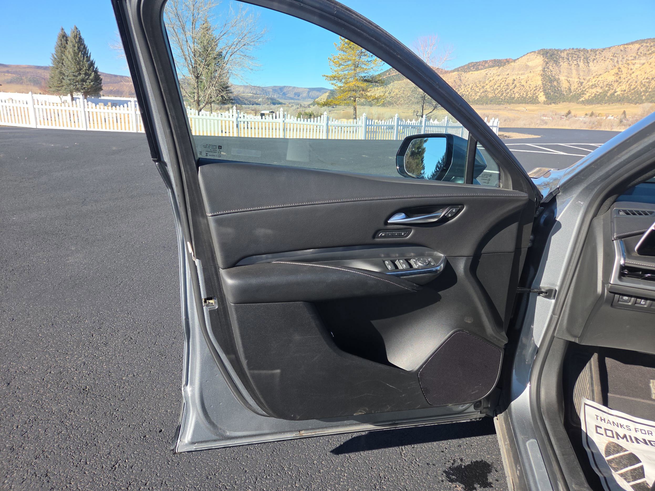 Used 2024 Cadillac XT4 Premium Luxury AWD/4WD image 18