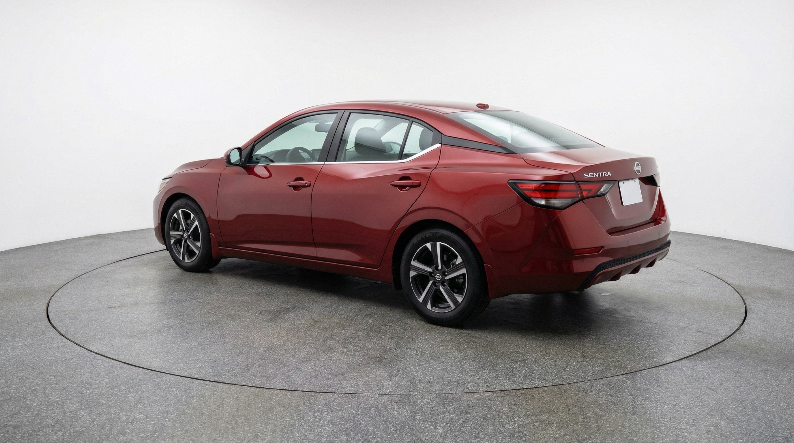 Used 2025 Nissan Sentra SV FWD image 6