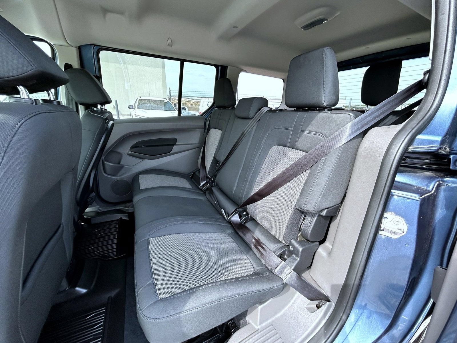 Used 2020 Ford Transit Connect XL FWD image 19