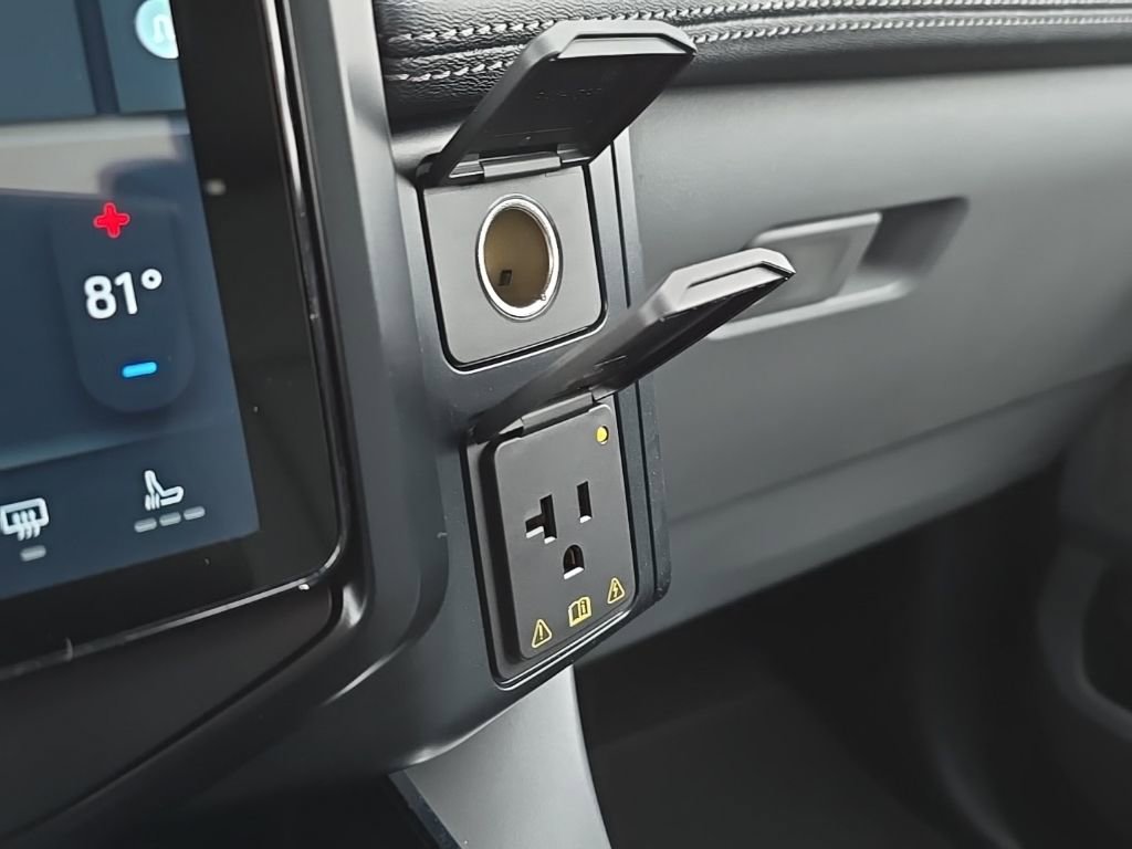 New 2025 Ford F150 Lightning Flash AWD/4WD image 41