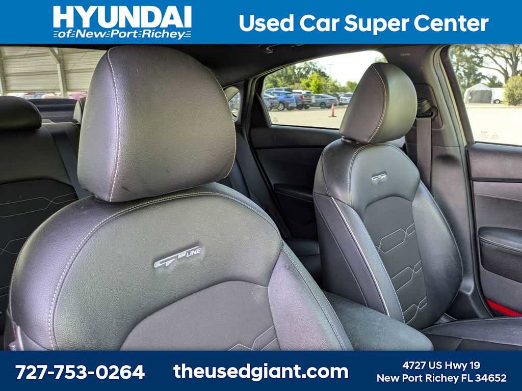 Used 2022 Kia Forte GT-Line w/ GT-Line Technology Package image 6