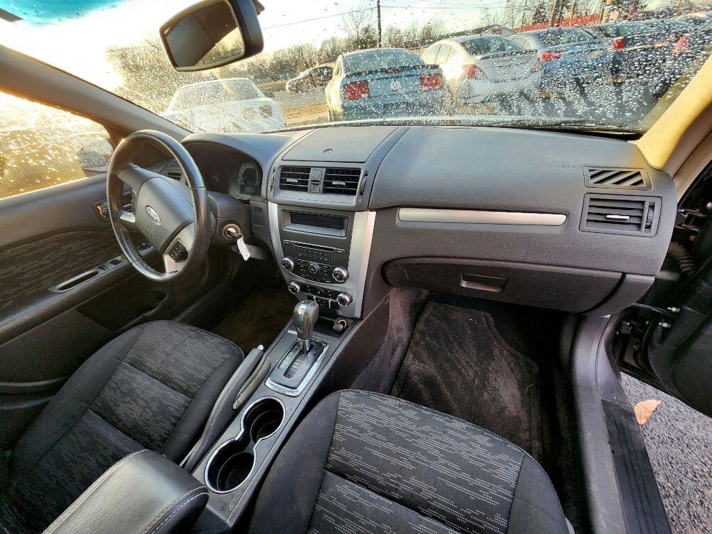 Used 2012 Ford Fusion SE image 13