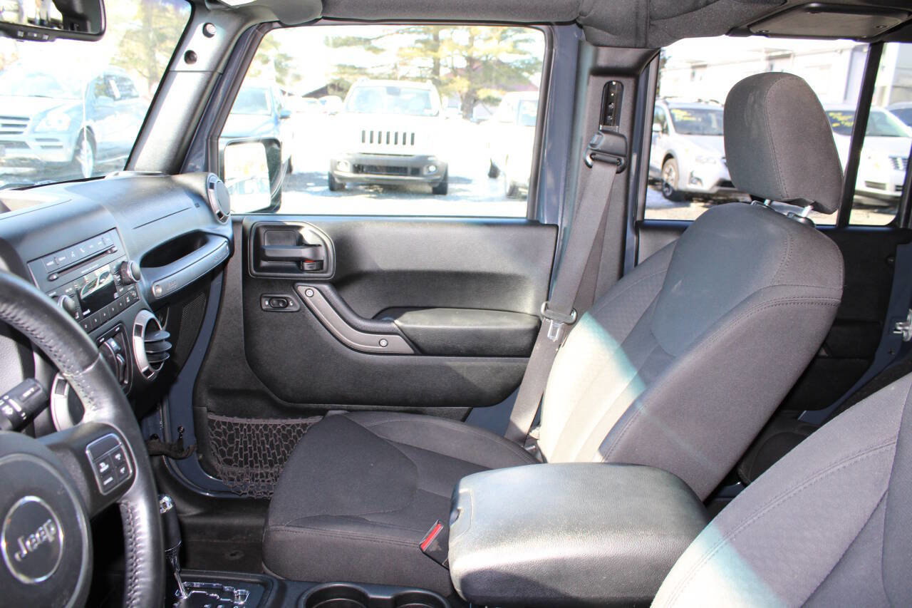 Used 2017 Jeep Wrangler Unlimited Sport w/ Quick Order Package 24S image 14