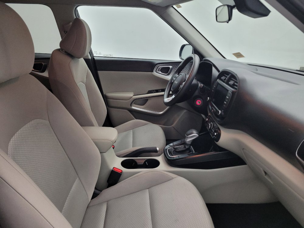 Used 2023 Kia Soul LX FWD image 21