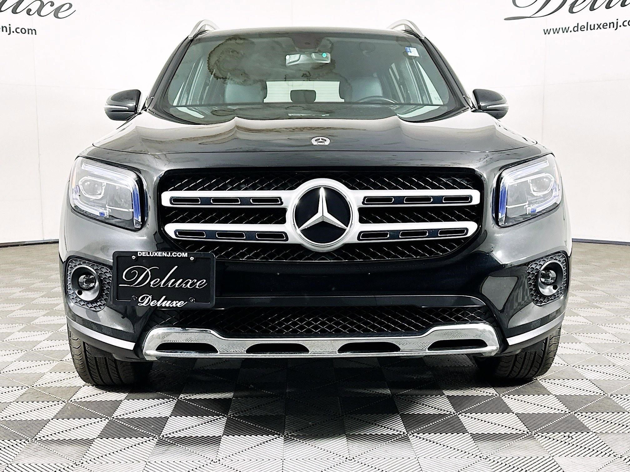 Used 2023 Mercedes-Benz GLB 250 4MATIC image 2