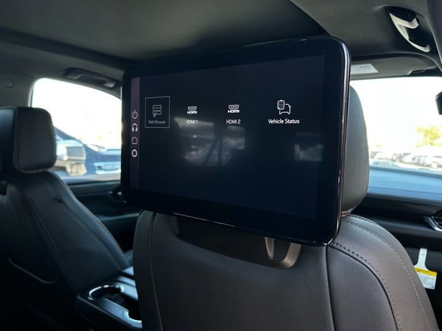 New 2025 GMC Yukon XL AT4 w/ AT4 Premium Plus Package AWD/4WD image 35