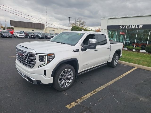 Used 2024 GMC Sierra 1500 Denali w/ Denali Reserve Package image 3