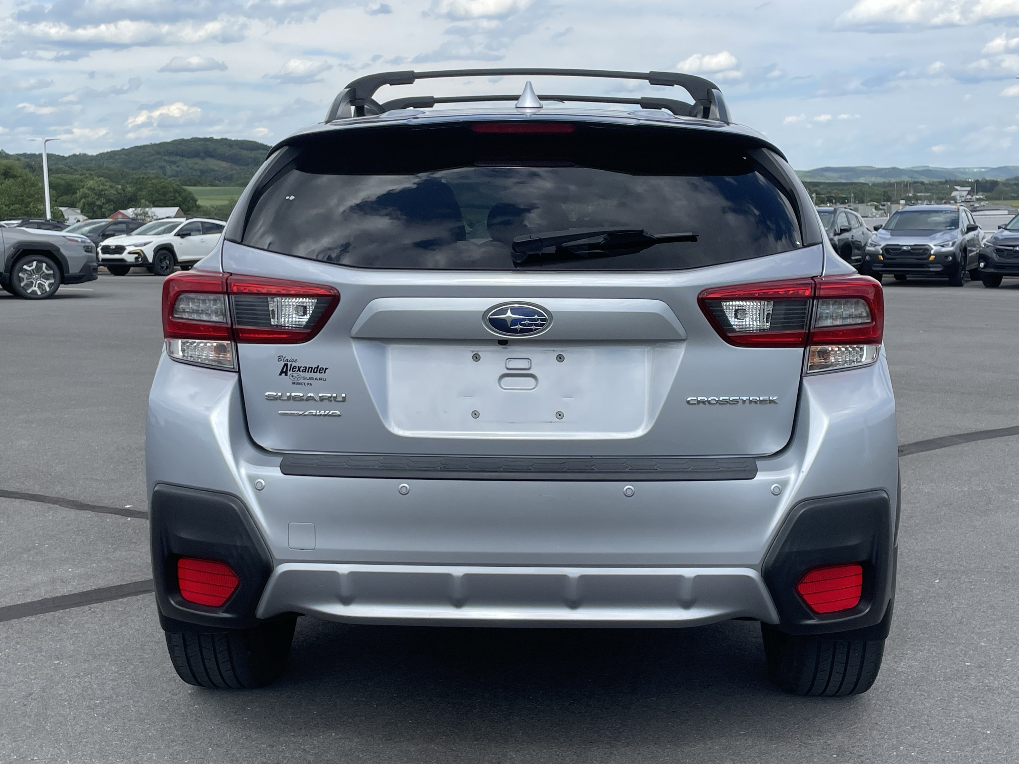 Used 2020 Subaru Crosstrek 2.0i Limited w/ Moonroof Package AWD/4WD video 4