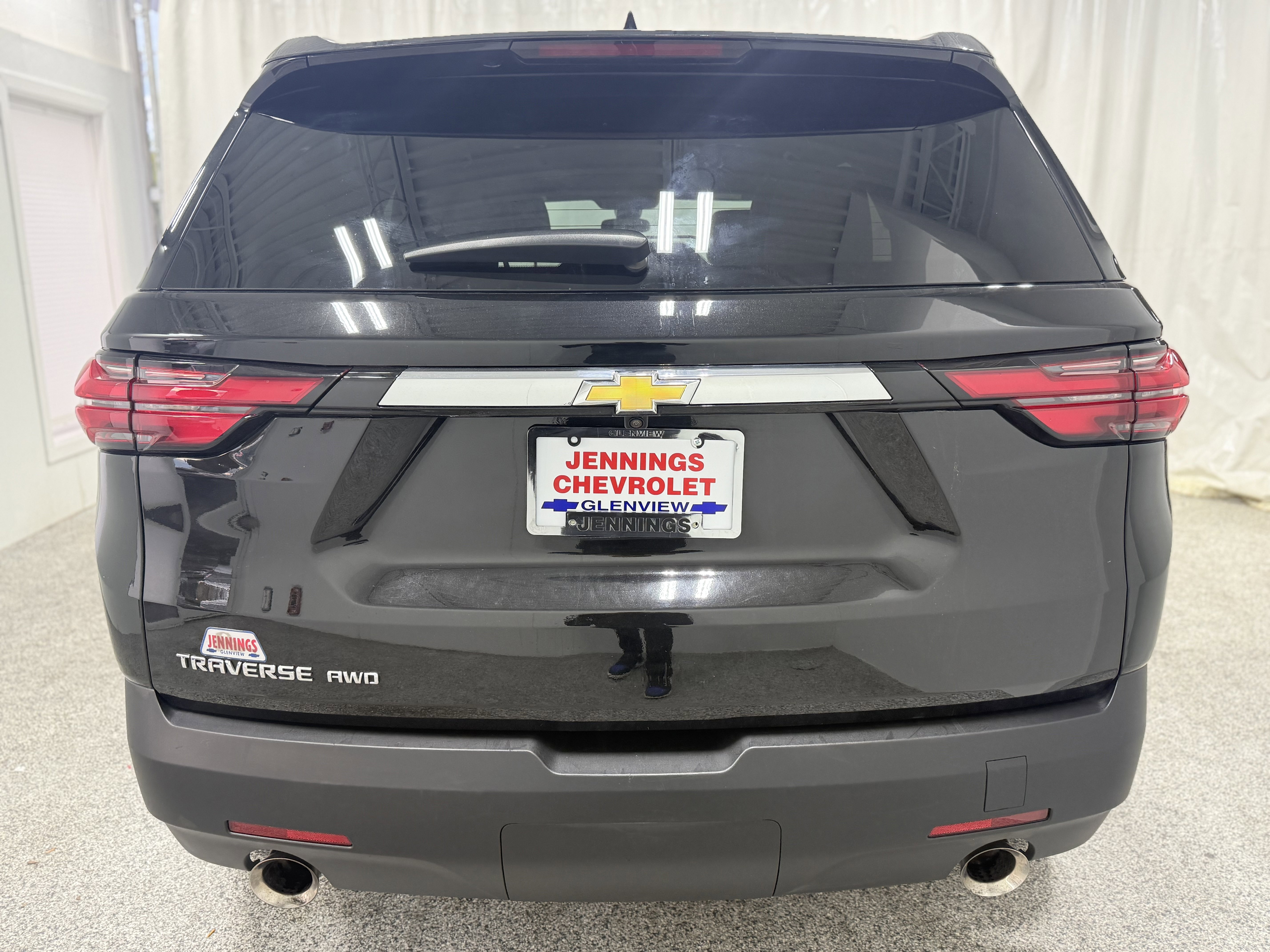 Certified 2023 Chevrolet Traverse LS w/ Safety Package image 7