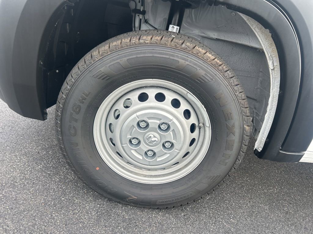 New 2025 RAM ProMaster 2500 w/ Premium Convenience Group image 24