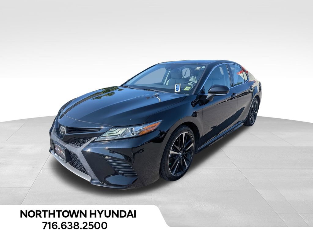 Used 2019 Toyota Camry XSE FWD image 1