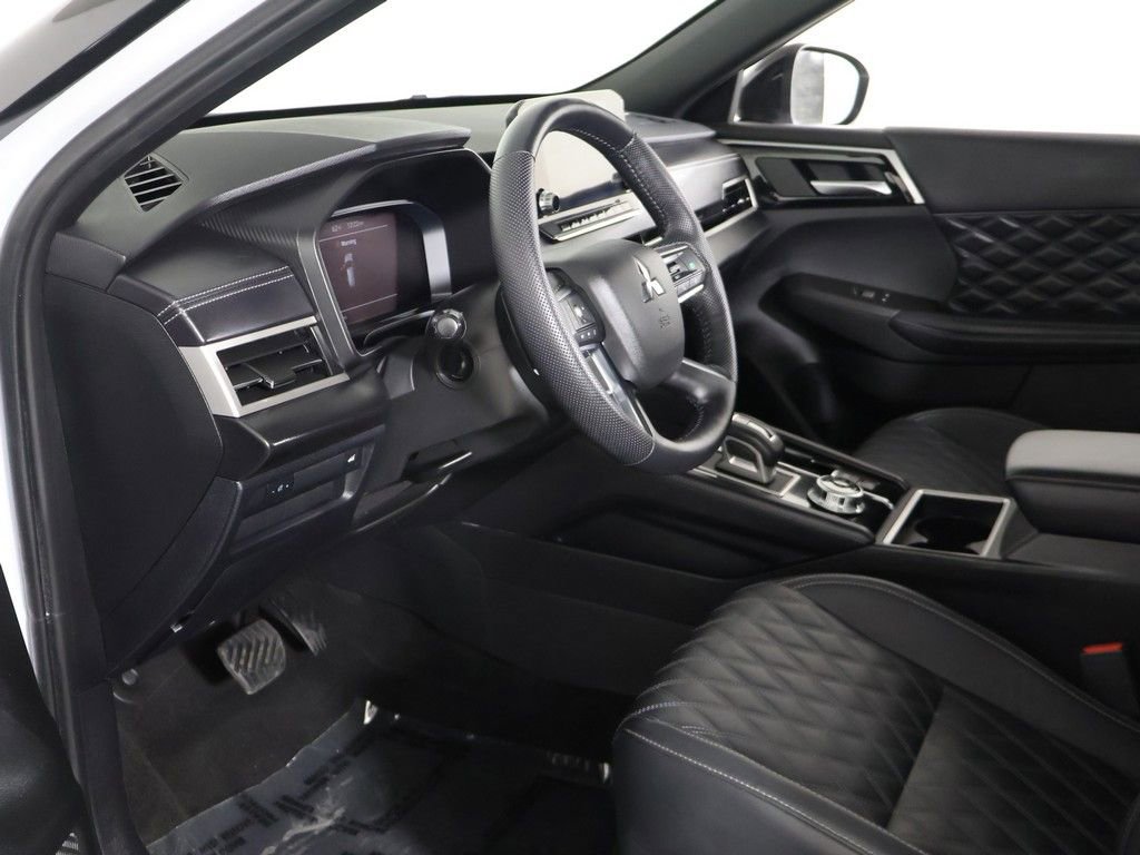 Used 2023 Mitsubishi Outlander SEL Black Edition AWD/4WD image 27