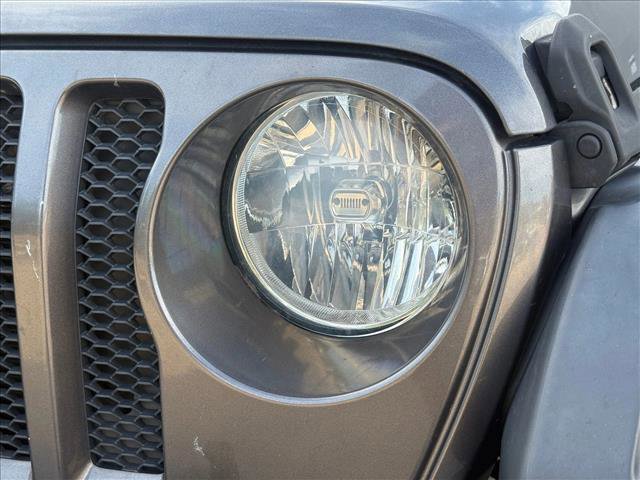 Used 2018 Jeep Wrangler Sport AWD/4WD image 12