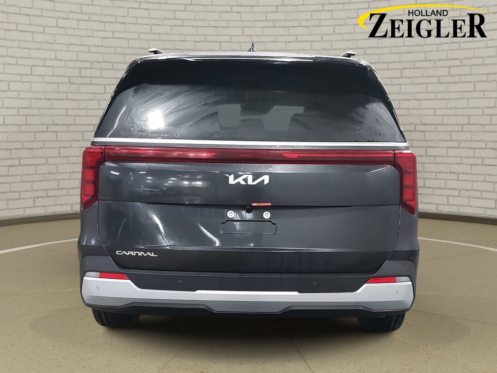 New 2026 Kia Carnival EX FWD image 6