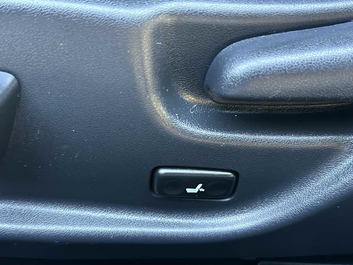 Used 2012 Lexus IS 250C image 29