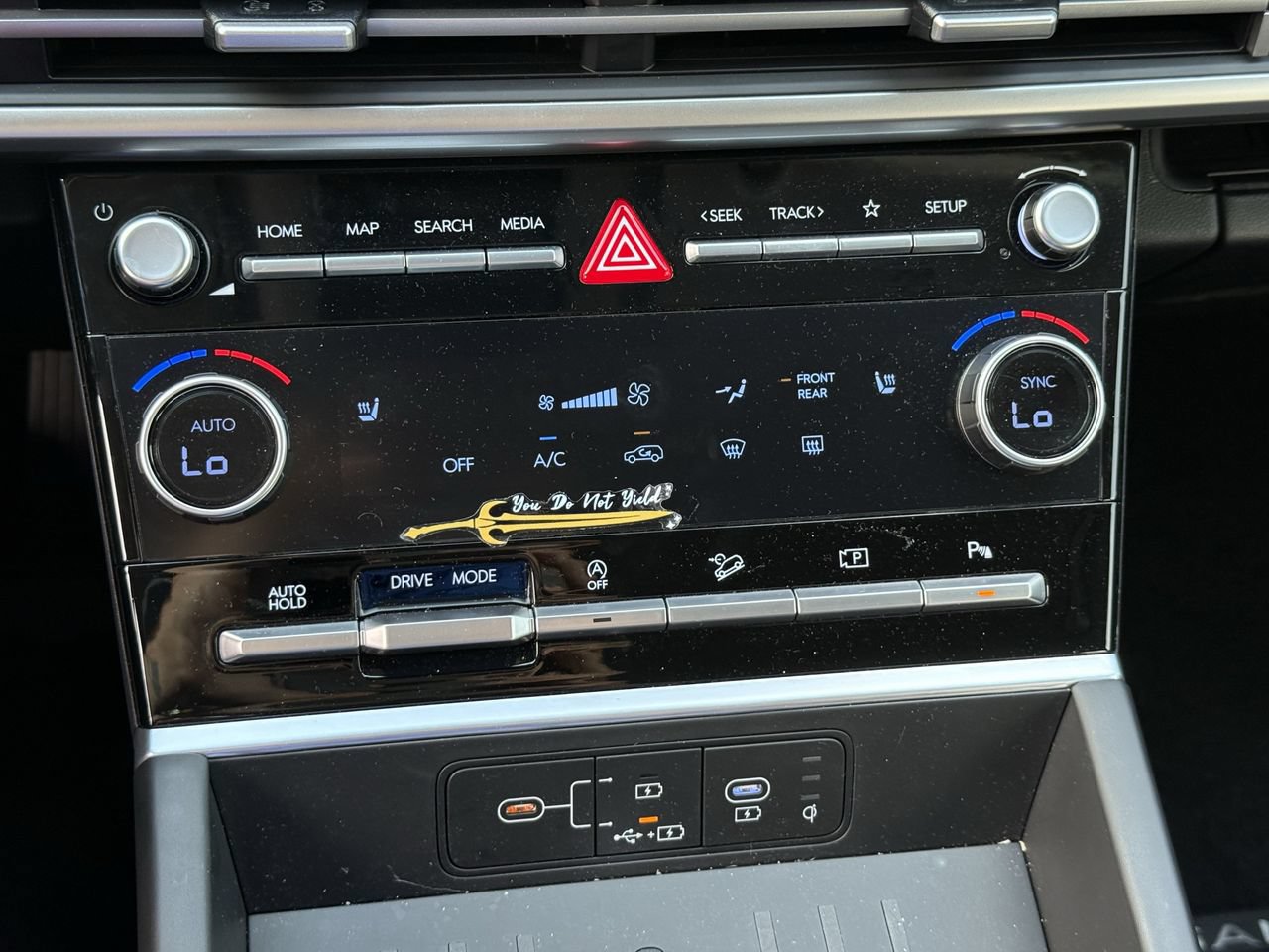 Certified 2026 Hyundai Santa Fe SEL FWD image 12