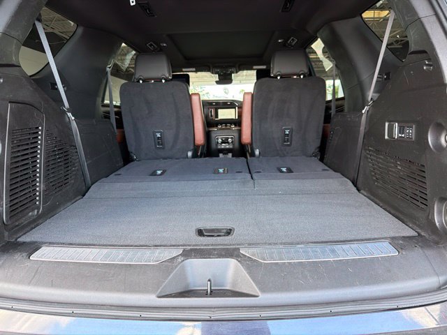 Used 2024 GMC Yukon Denali Ultimate AWD/4WD image 24