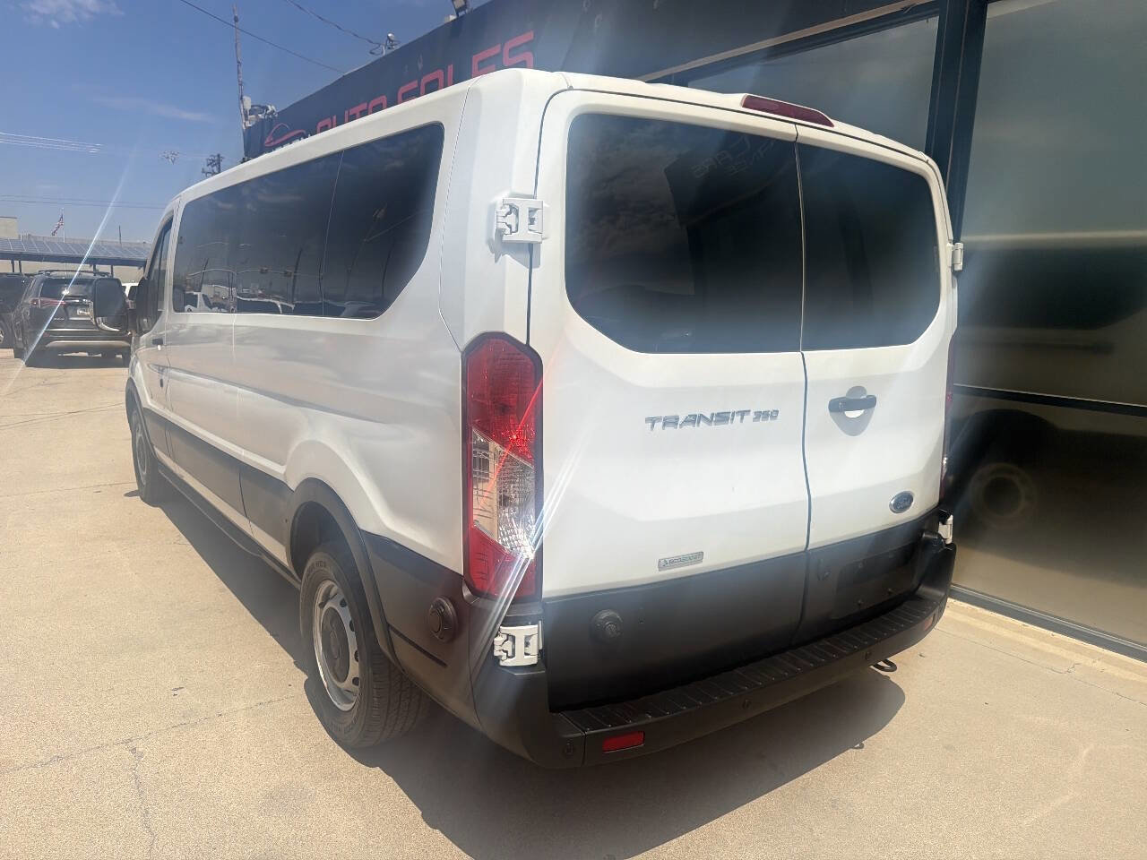 Used 2020 Ford Transit 350 XL RWD image 7