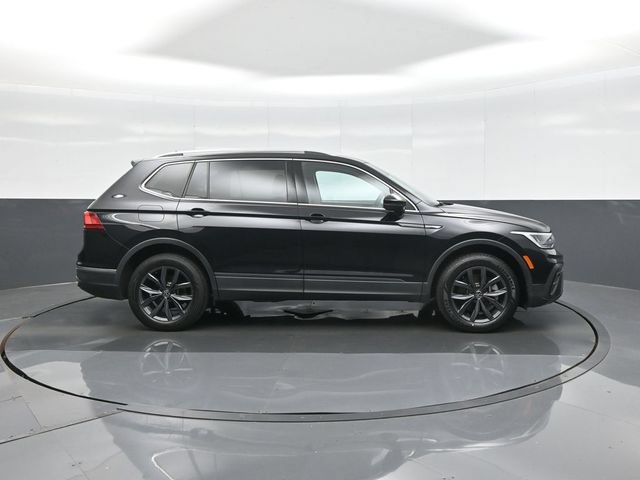 Used 2022 Volkswagen Tiguan SE AWD/4WD image 8