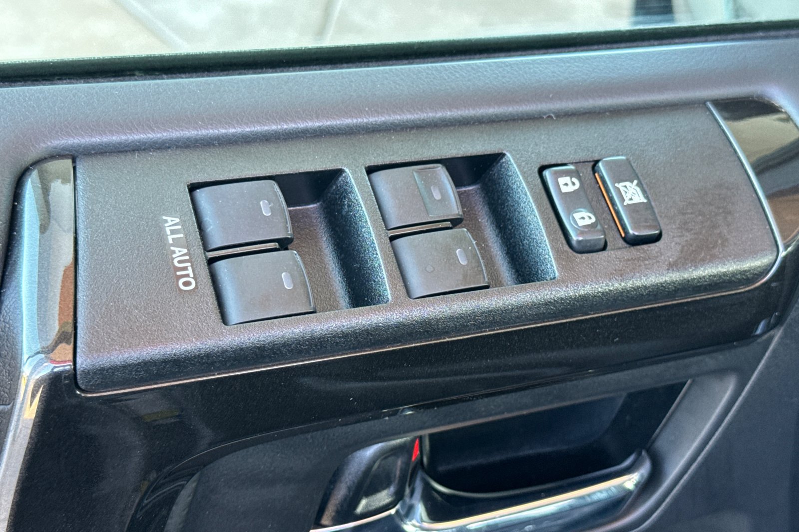 Certified 2023 Toyota 4Runner TRD Off-Road Premium w/ Moonroof Package AWD/4WD image 14