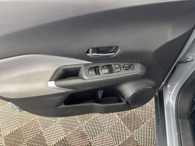 Used 2021 Nissan Kicks SR FWD image 22