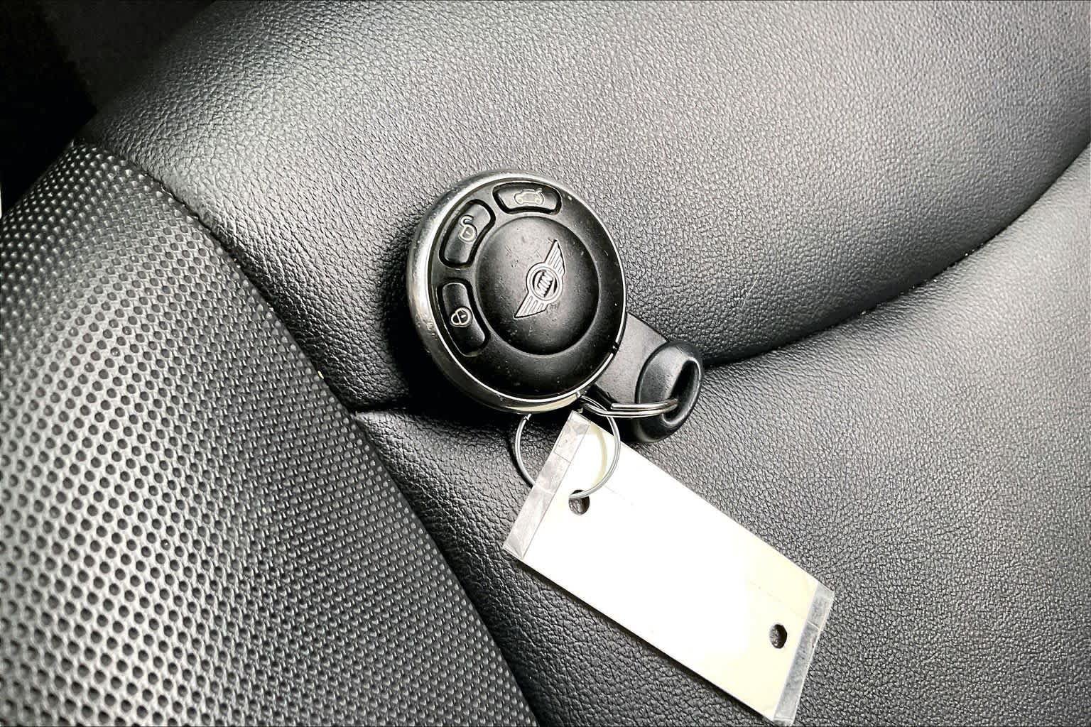 Used 2012 MINI Cooper Hardtop FWD image 12