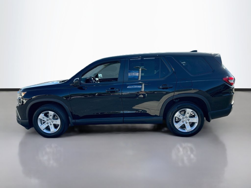 Certified 2023 Honda Pilot LX image 8