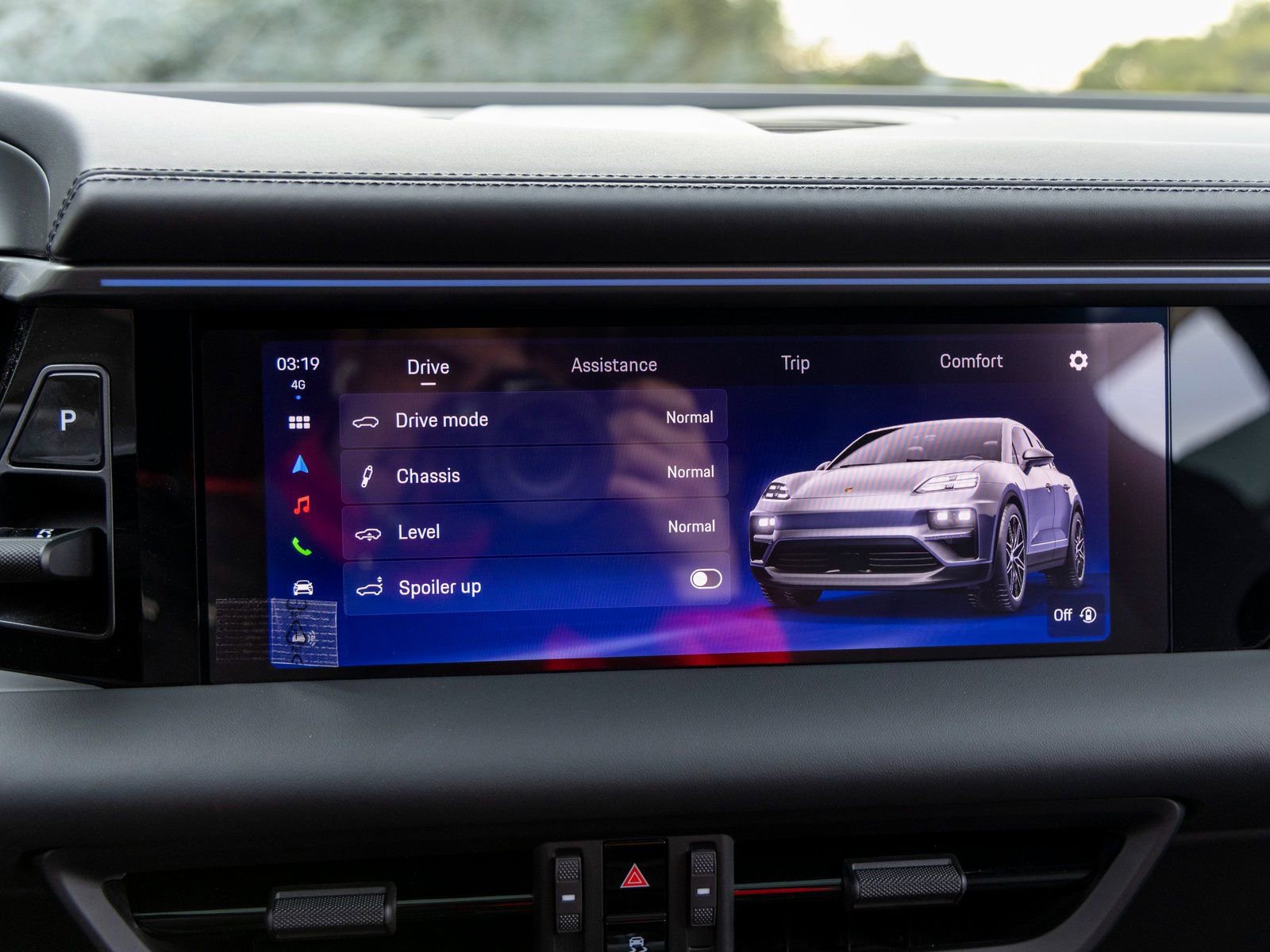 New 2025 Porsche Macan Electric image 35