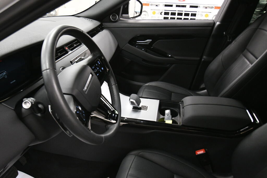 Used 2024 Land Rover Range Rover Evoque S image 20