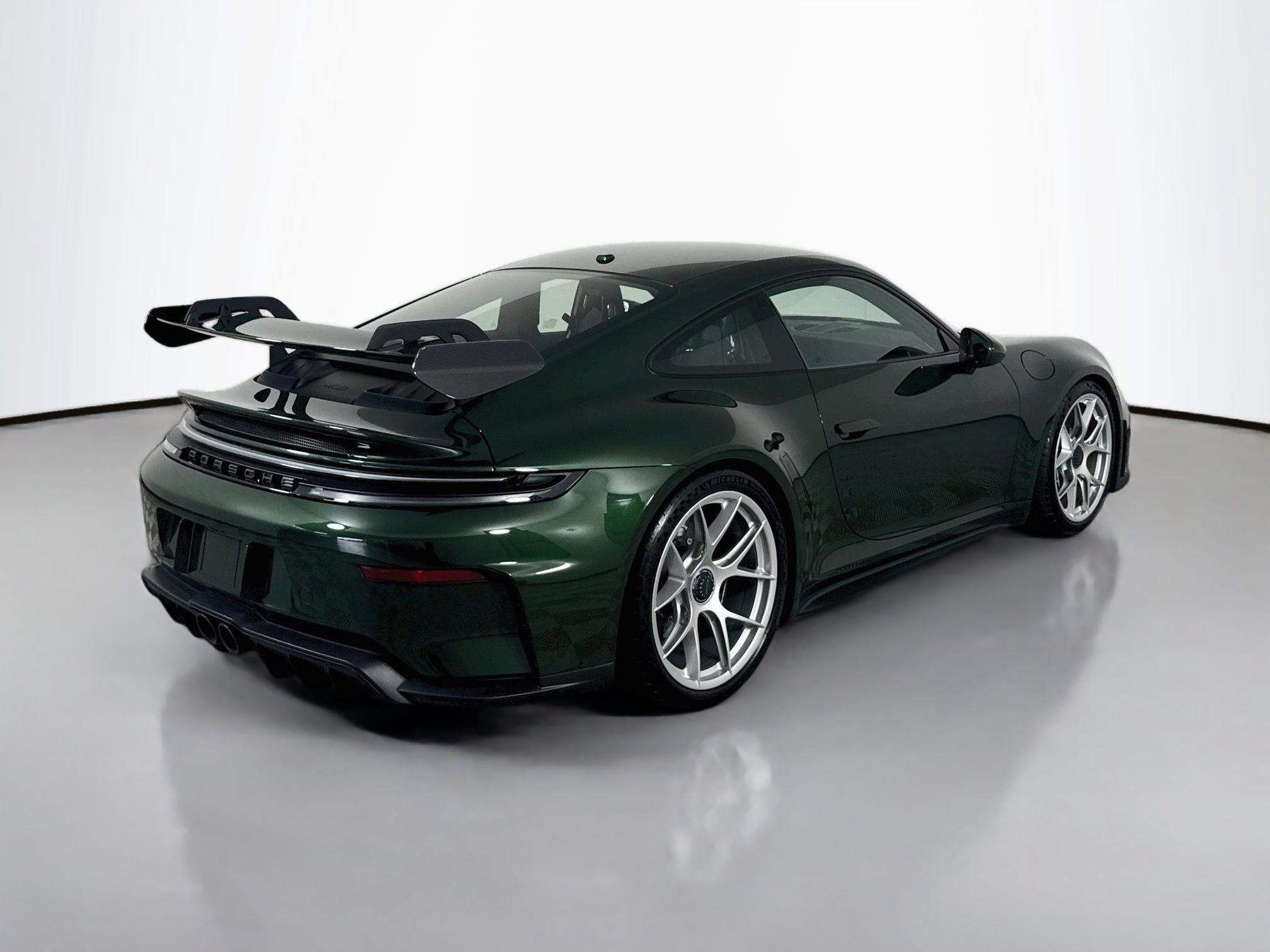 Certified 2025 Porsche 911 GT3 RWD image 9