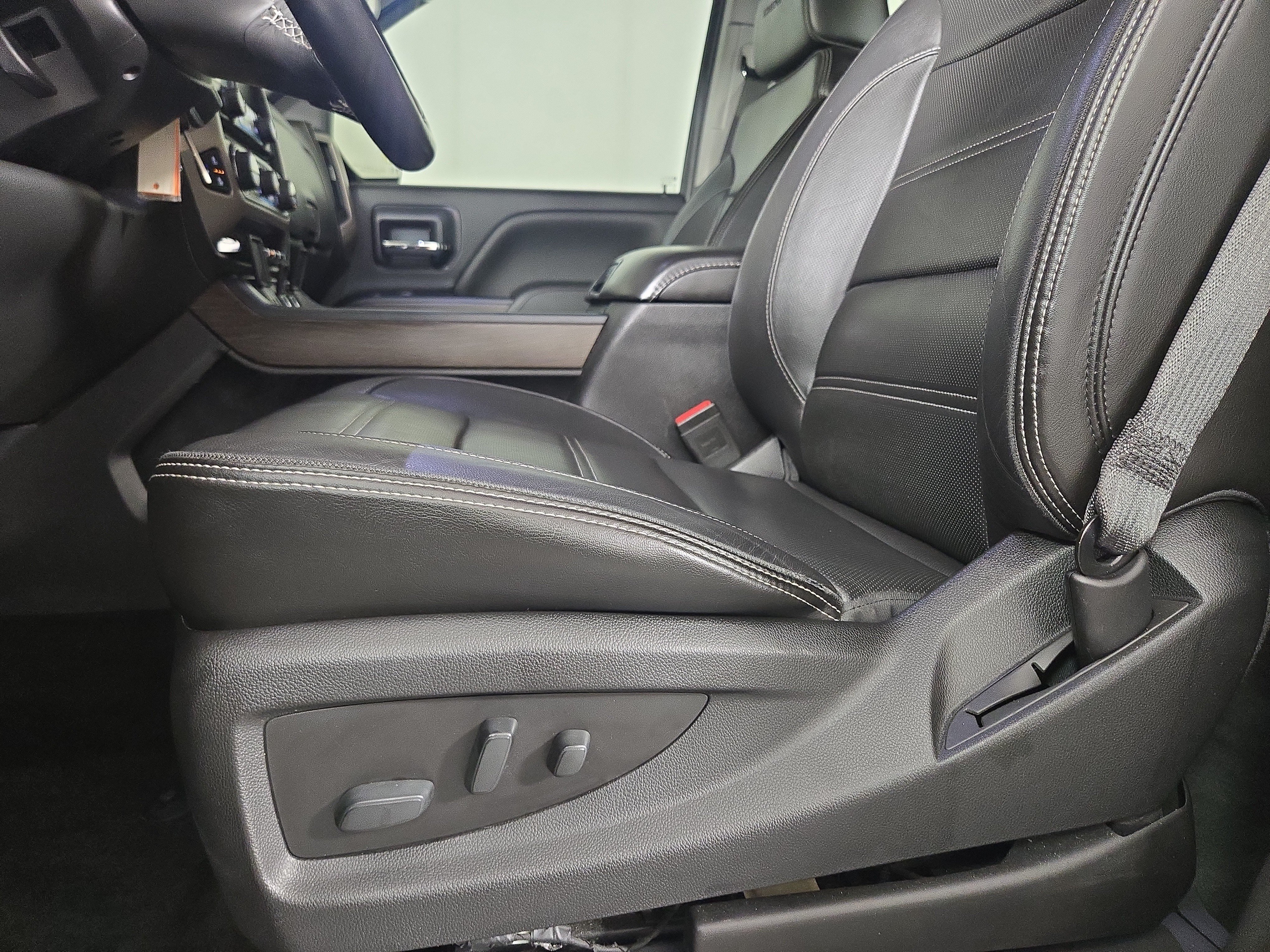 Certified 2018 GMC Sierra 1500 Denali AWD/4WD image 31