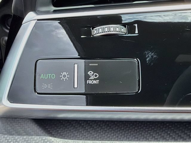 New 2026 Audi SQ8 Premium Plus AWD/4WD image 33