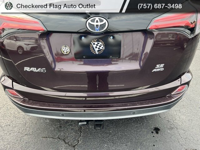 Used 2017 Toyota RAV4 SE image 17