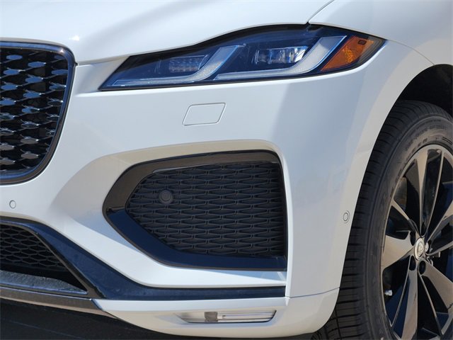 Used 2026 Jaguar F-PACE R-Dynamic S image 8