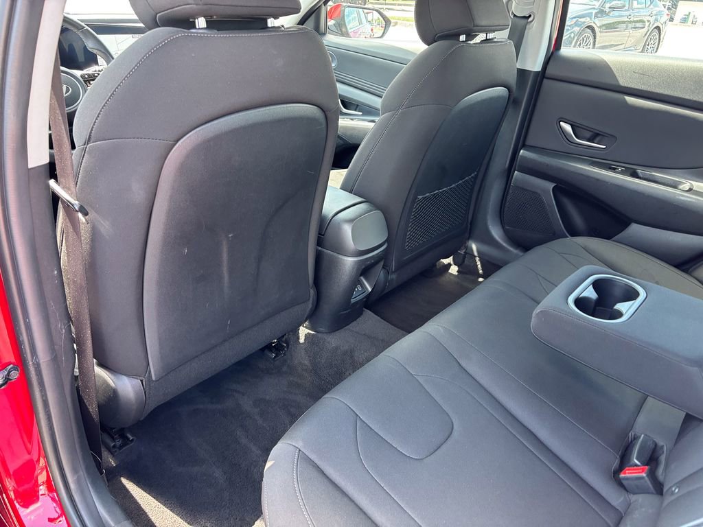 Used 2025 Hyundai Elantra SEL FWD image 41