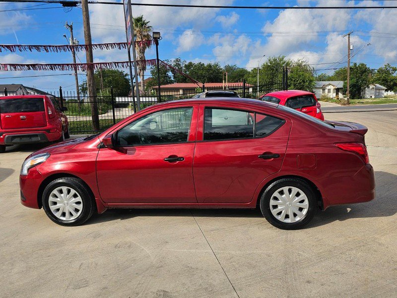 Used 2019 Nissan Versa S Plus image 2