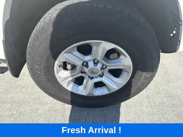 Used 2023 Toyota 4Runner SR5 AWD/4WD image 19