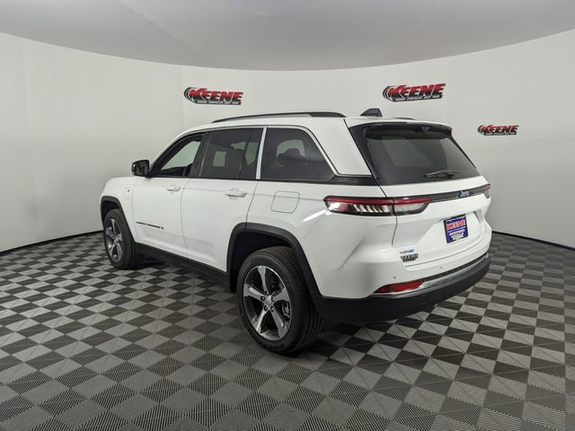 Used 2024 Jeep Grand Cherokee Limited 4xe w/ Luxury Tech Group II image 3