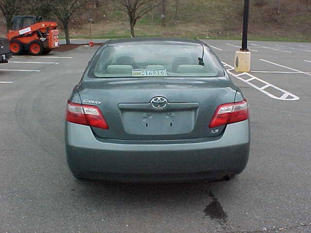 Used 2009 Toyota Camry LE image 8