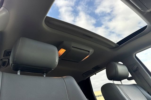 Used 2018 Toyota Sequoia Platinum w/ Carpet Mat Package AWD/4WD image 22