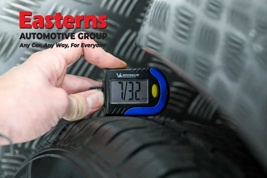 Used 2023 Chrysler Pacifica Touring-L image 29