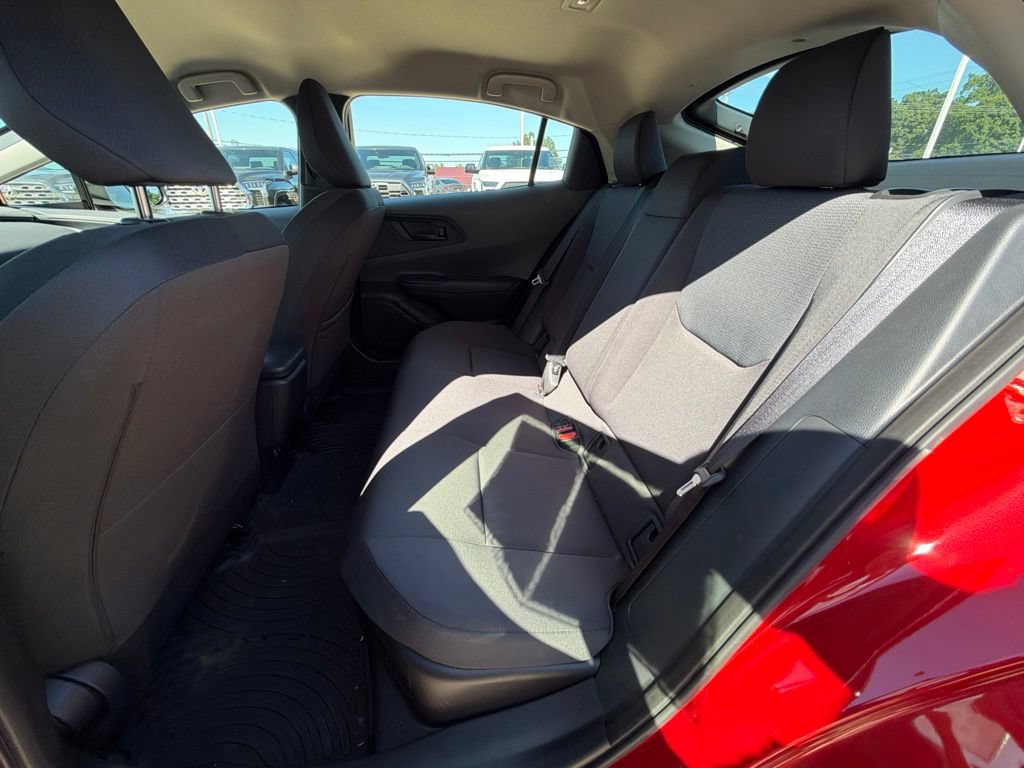 Used 2024 Toyota Prius LE FWD image 23