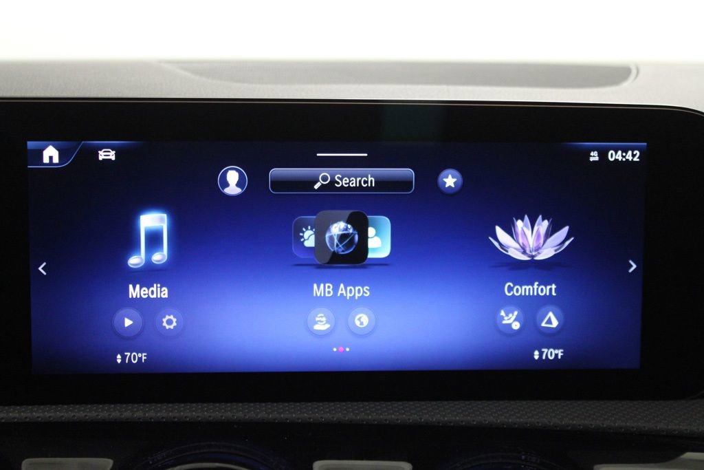 Certified 2025 Mercedes-Benz CLA 35 AMG 4MATIC image 27