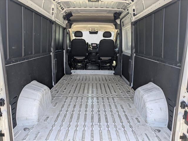 Used 2024 RAM ProMaster 2500 w/ Convenience Group FWD image 6