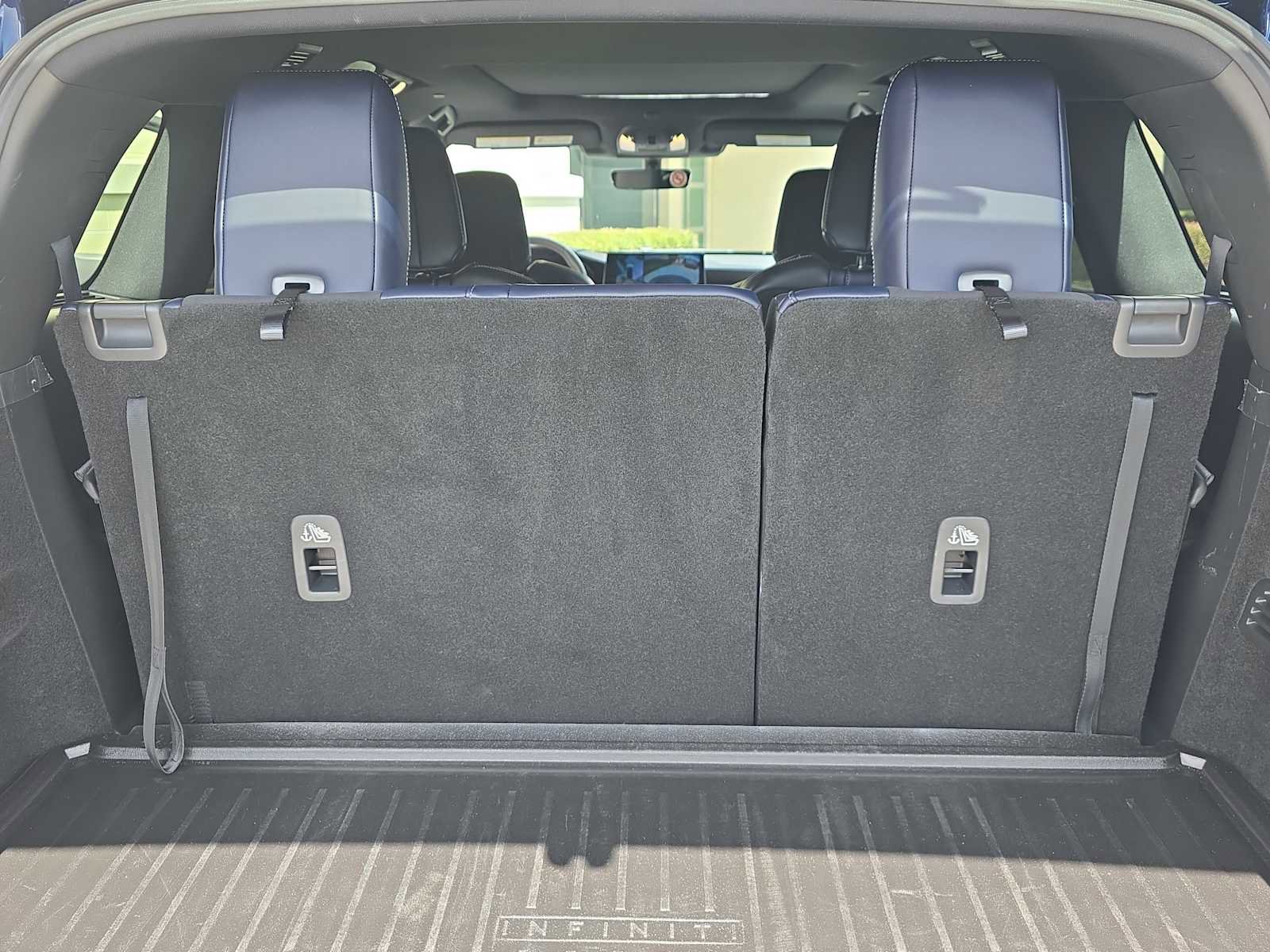 Certified 2026 INFINITI QX60 Sport w/ Dark Cargo Package image 8