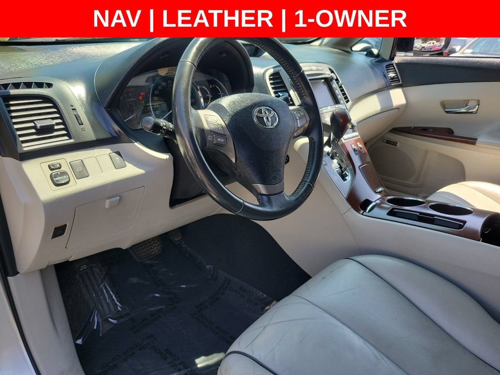 Used 2011 Toyota Venza AWD w/ Premium Pkg #2 image 23