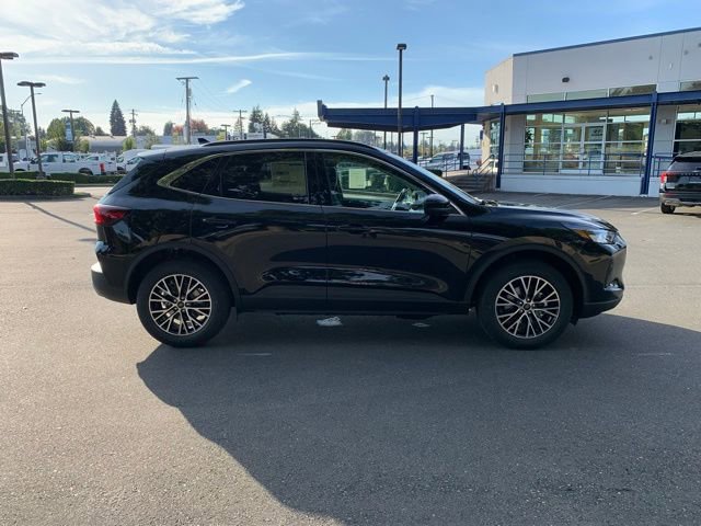 New 2025 Ford Escape SE image 8