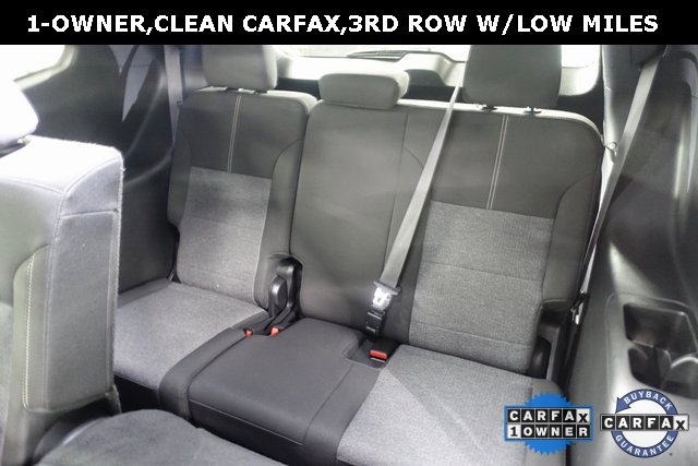 Used 2025 GMC Acadia Elevation image 4