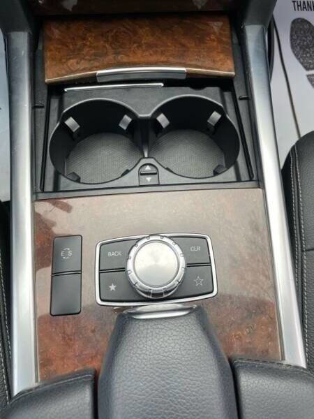 Used 2014 Mercedes-Benz E 350 4MATIC Sedan image 19